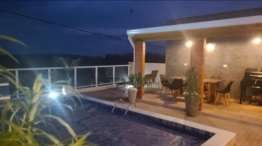 Casa Aconchegante Condominio Fechado Na Natureza Em Sao Roque Mairinque Ngoại thất bức ảnh