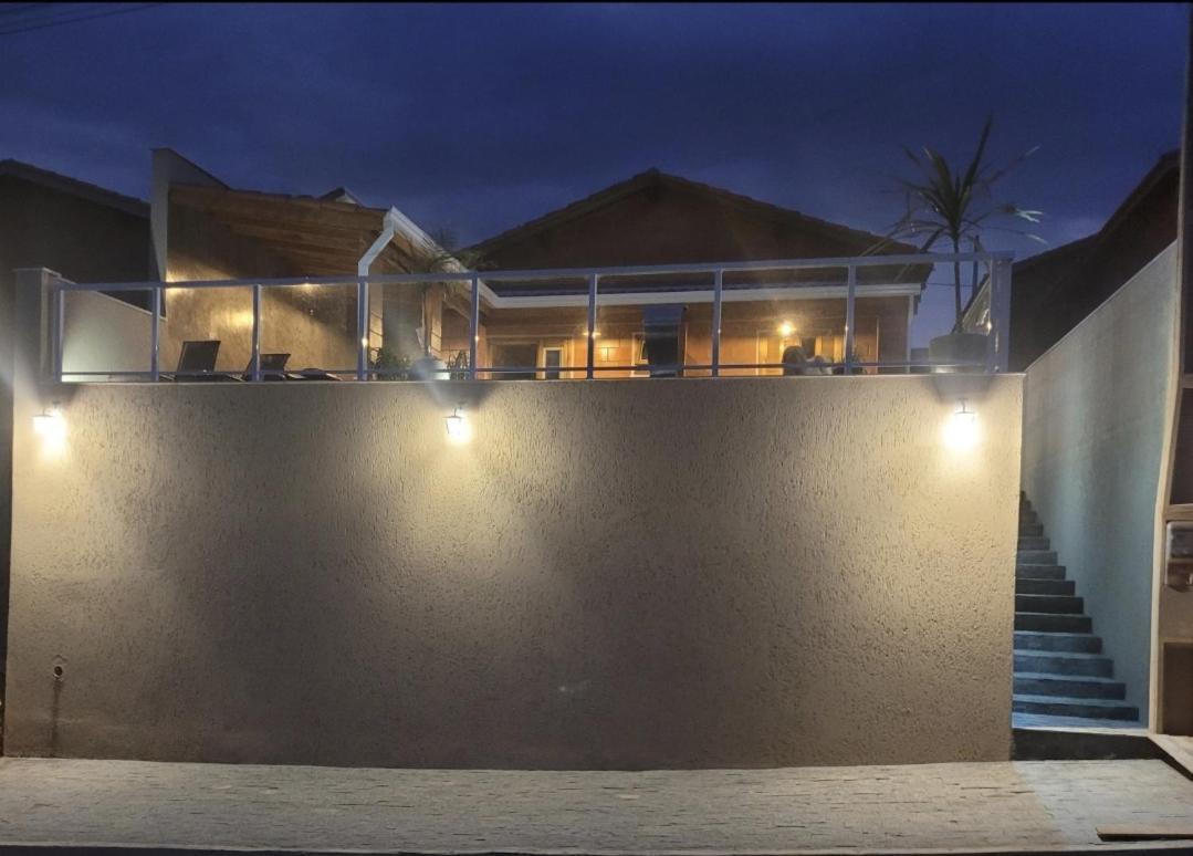 Casa Aconchegante Condominio Fechado Na Natureza Em Sao Roque Mairinque Ngoại thất bức ảnh